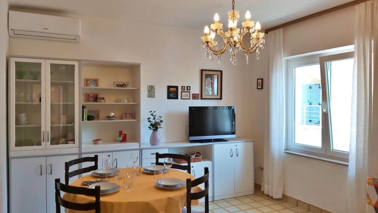 Apartment Juta Mimice Exteriér fotografie